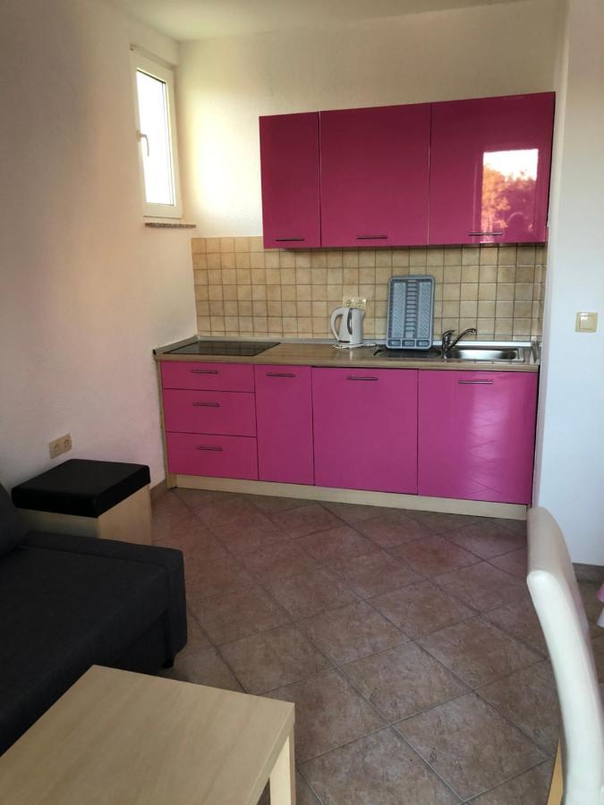 Miro Apartmani Ražanac المظهر الخارجي الصورة