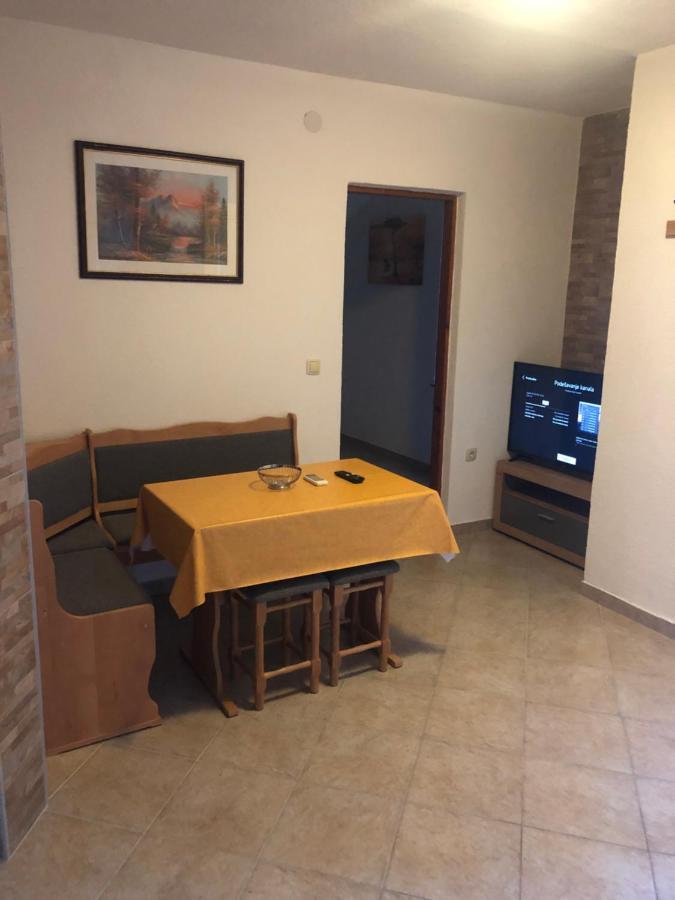 Miro Apartmani Ražanac المظهر الخارجي الصورة