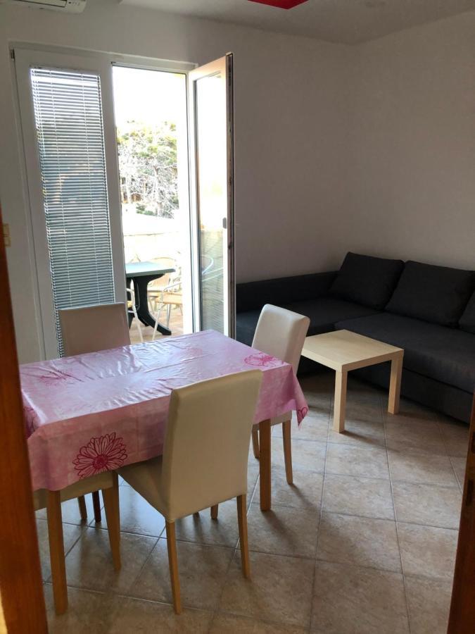 Miro Apartmani Ražanac المظهر الخارجي الصورة