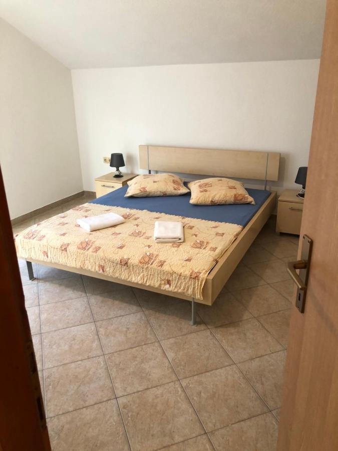 Miro Apartmani Ražanac المظهر الخارجي الصورة