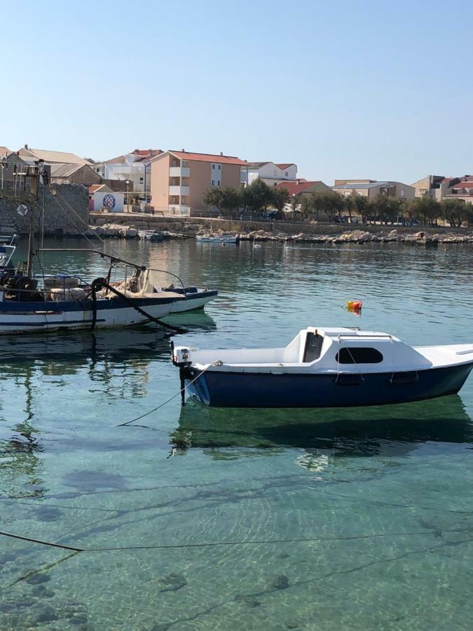 Miro Apartmani Ražanac المظهر الخارجي الصورة